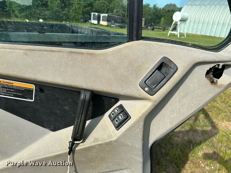 image for item OG9043 2020 Can-Am Defender Limited  utility vehicle