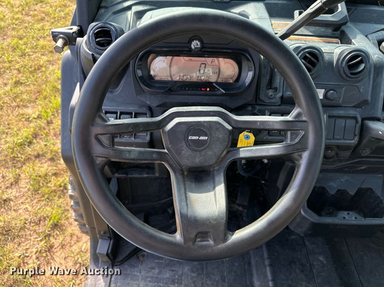 image for item OG9043 2020 Can-Am Defender Limited  utility vehicle