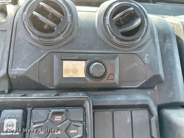 image for item OG9043 2020 Can-Am Defender Limited  utility vehicle