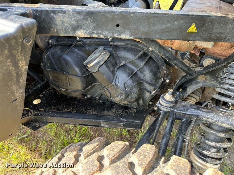 image for item OG9043 2020 Can-Am Defender Limited  utility vehicle