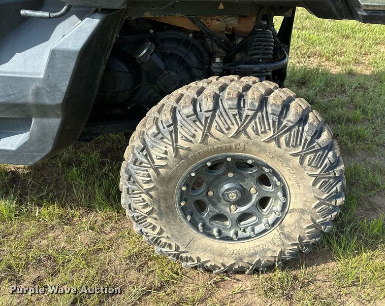 image for item OG9043 2020 Can-Am Defender Limited  utility vehicle