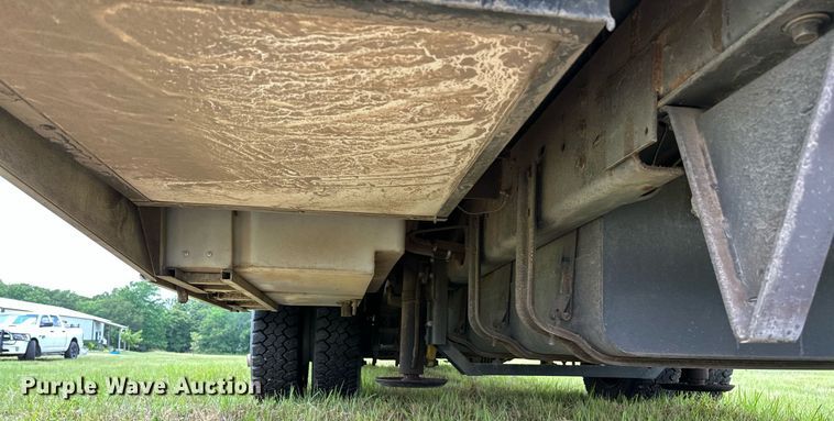 image for item OG9053 2006 Winnebago Sightseer WFD29R  RV