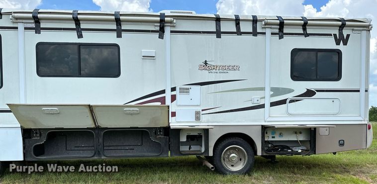 image for item OG9053 2006 Winnebago Sightseer WFD29R  RV
