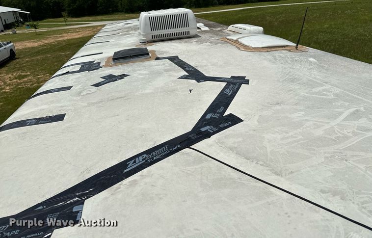 image for item OG9053 2006 Winnebago Sightseer WFD29R  RV