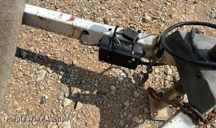 image for item OG9077 2010 S&H VB68  enclosed cargo trailer