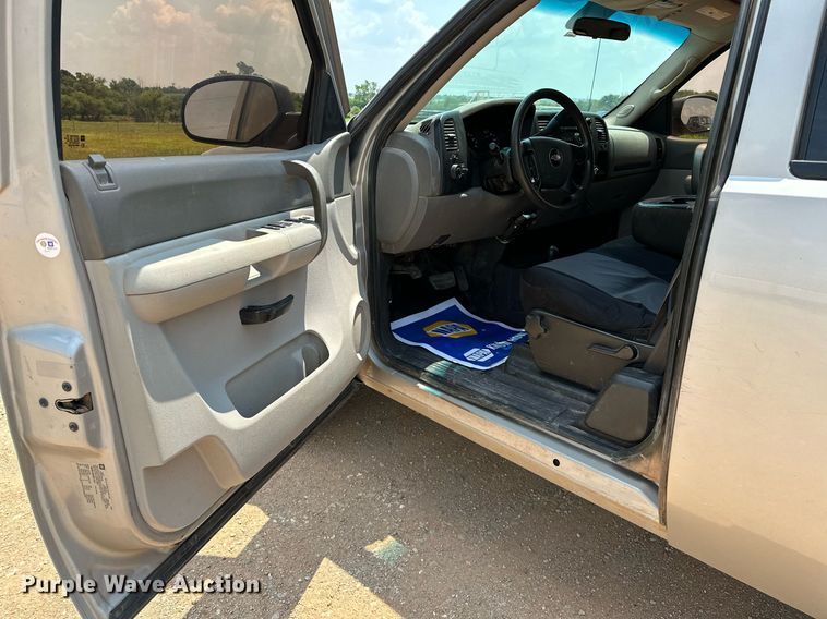 image for item OG9084 2009 Chevrolet Silverado 1500  Ext. Cab pickup truck