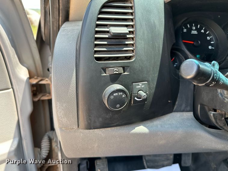 image for item OG9084 2009 Chevrolet Silverado 1500  Ext. Cab pickup truck