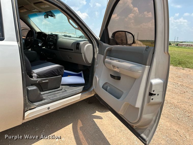 image for item OG9084 2009 Chevrolet Silverado 1500  Ext. Cab pickup truck