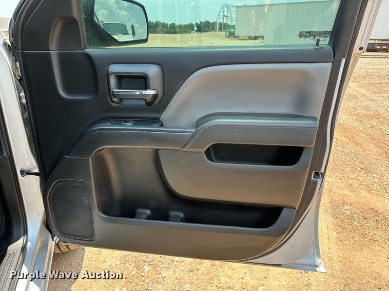 image for item OG9086 2015 Chevrolet Silverado 1500  Double Cab pickup truck