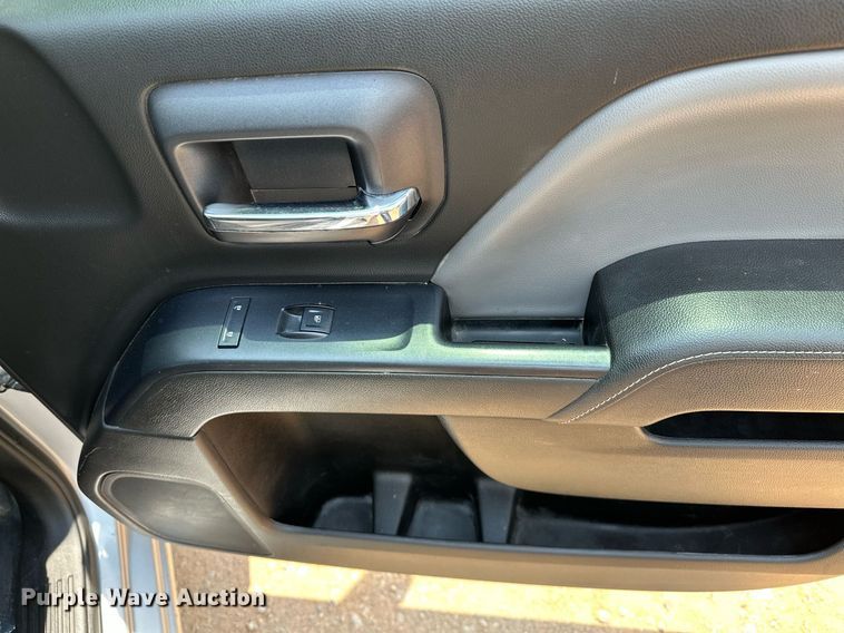 image for item OG9086 2015 Chevrolet Silverado 1500  Double Cab pickup truck