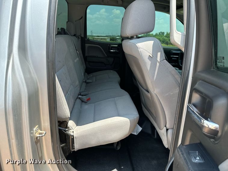 image for item OG9086 2015 Chevrolet Silverado 1500  Double Cab pickup truck