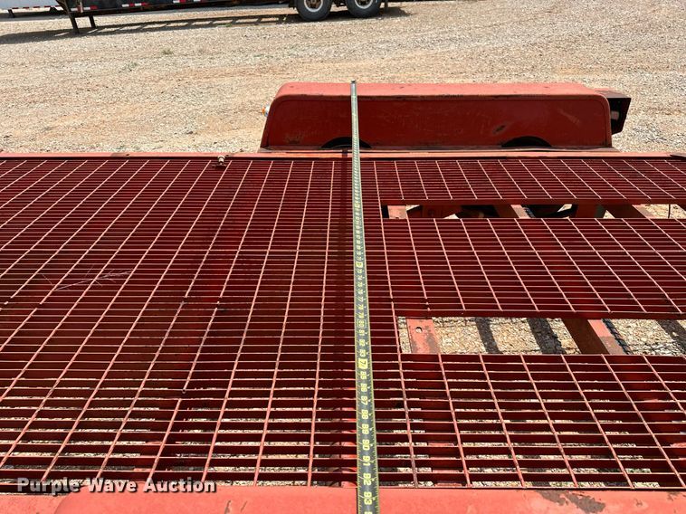 image for item OG9089 2013 Ditch Witch T18S  equipment trailer