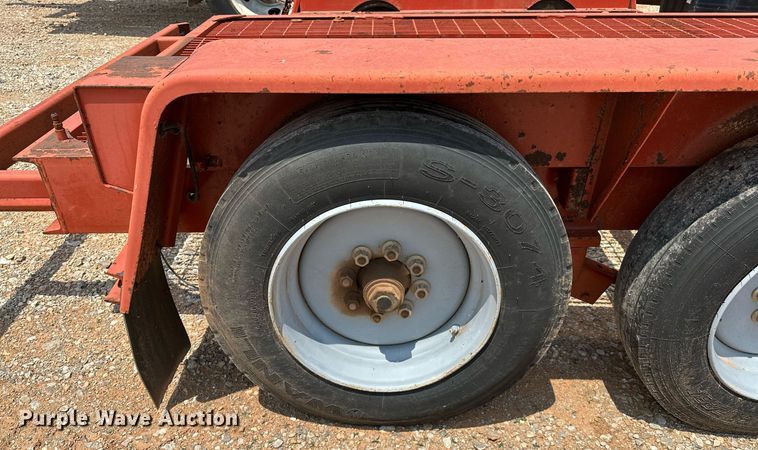 image for item OG9089 2013 Ditch Witch T18S  equipment trailer