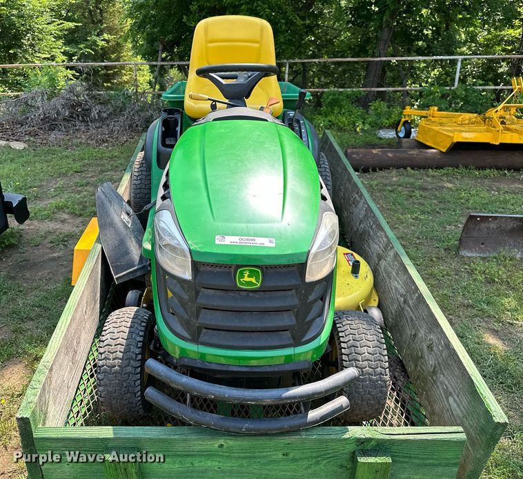 image for item OG9099 2013 John Deere D130  lawn mower
