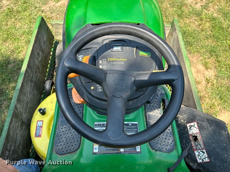 image for item OG9099 2013 John Deere D130  lawn mower