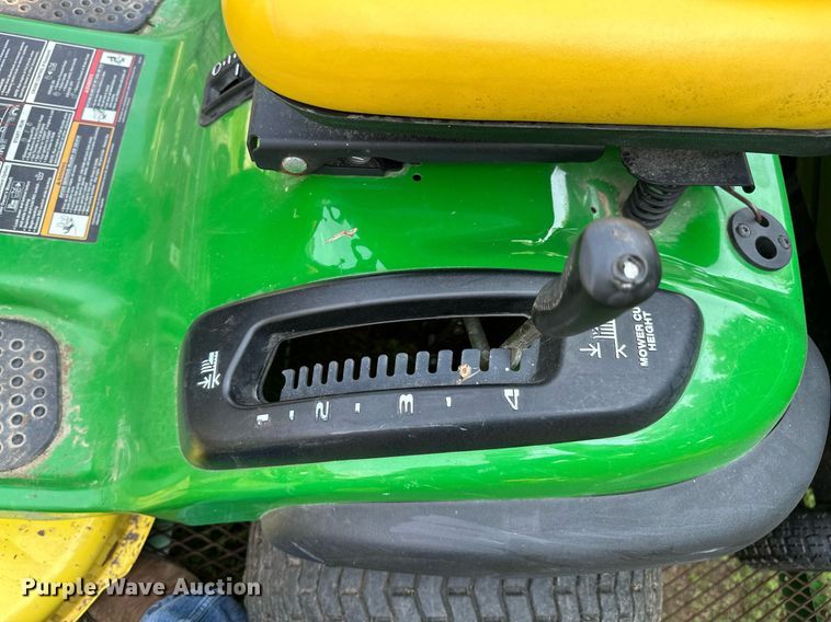 image for item OG9099 2013 John Deere D130  lawn mower