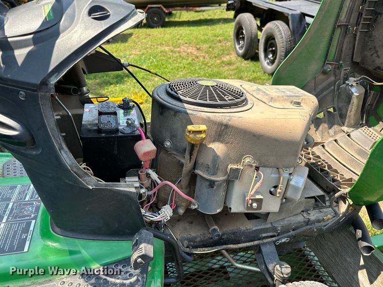 image for item OG9099 2013 John Deere D130  lawn mower