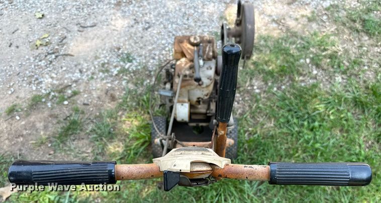 image for item OG9103 Lawn and garden equipment