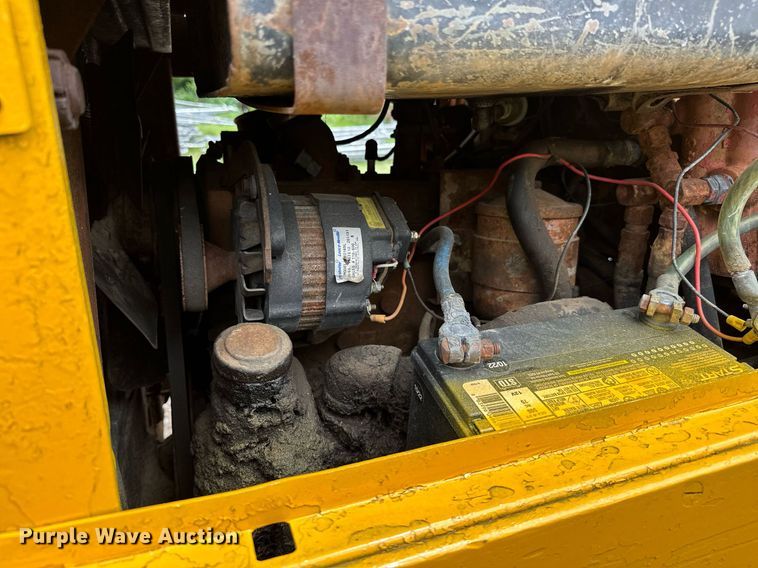 image for item OG9109 Clark 4015  forklift