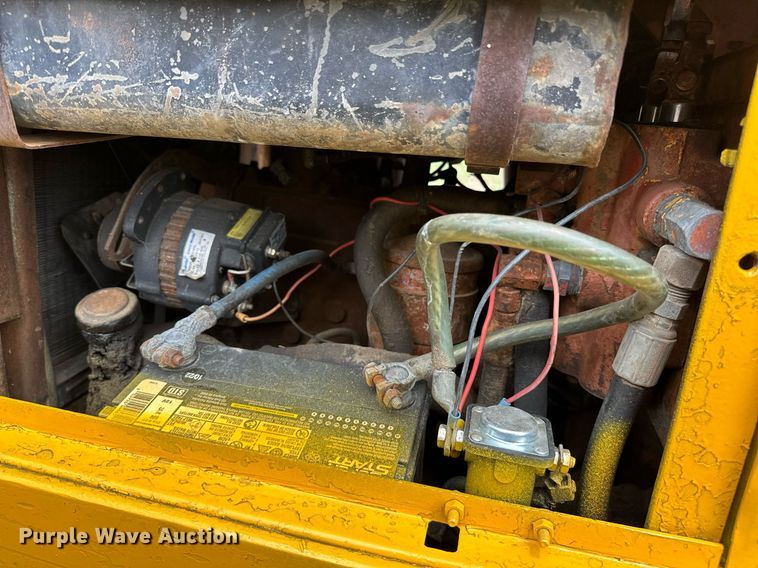 image for item OG9109 Clark 4015  forklift