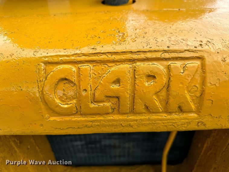 image for item OG9109 Clark 4015  forklift