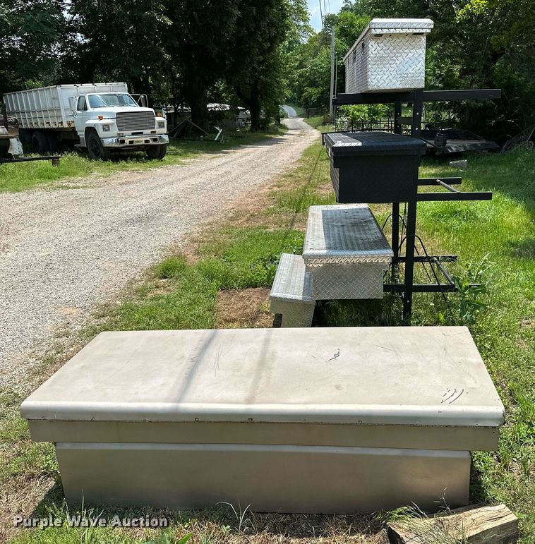 image for item OG9111 (5) toolboxes