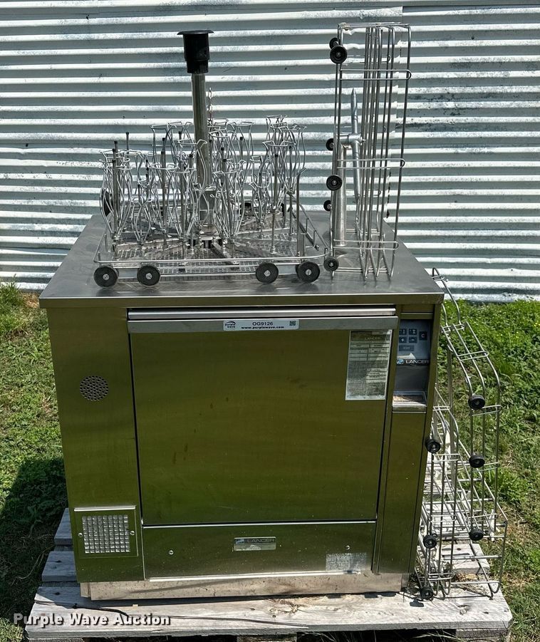 image for item OG9126 2000 Lancer 820UP  laboratory washer