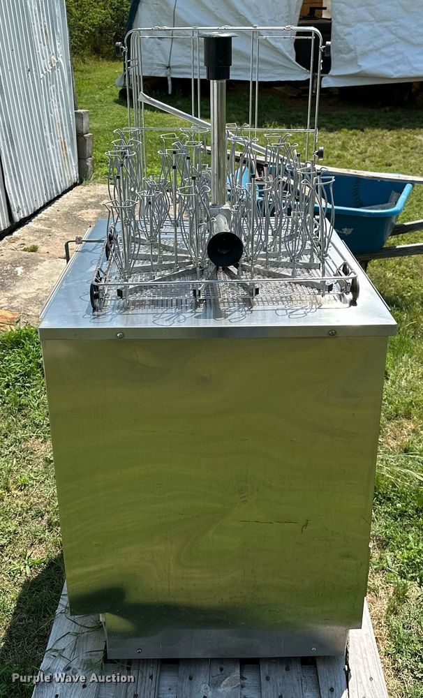 image for item OG9126 2000 Lancer 820UP  laboratory washer