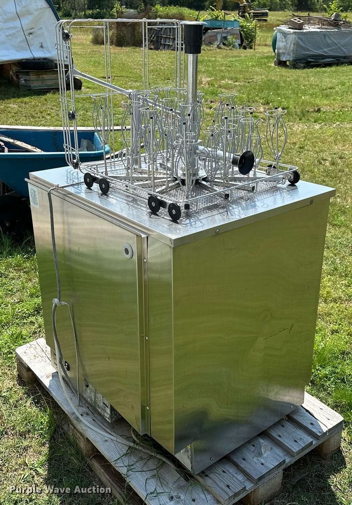 image for item OG9126 2000 Lancer 820UP  laboratory washer