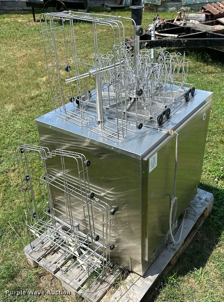 image for item OG9126 2000 Lancer 820UP  laboratory washer