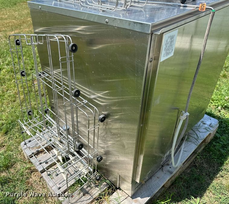 image for item OG9126 2000 Lancer 820UP  laboratory washer