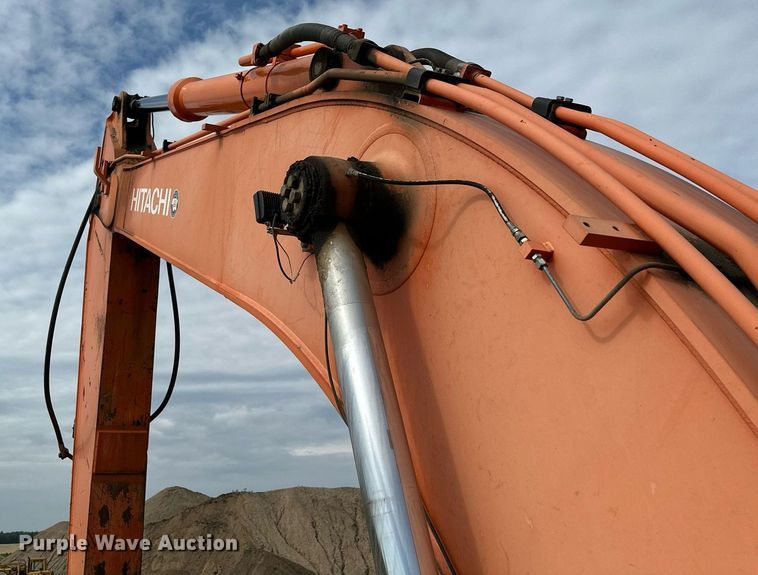 image for item AF9668 2003 Hitachi ZX450LC  excavator