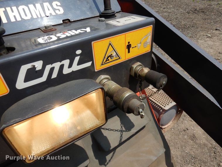 image for item AF9669 2002 Thomas 25G  compact utility loader