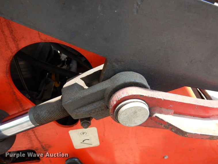 image for item AF9669 2002 Thomas 25G  compact utility loader