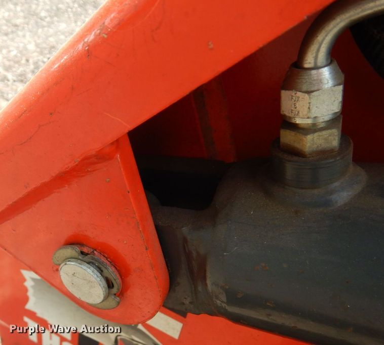 image for item AF9669 2002 Thomas 25G  compact utility loader