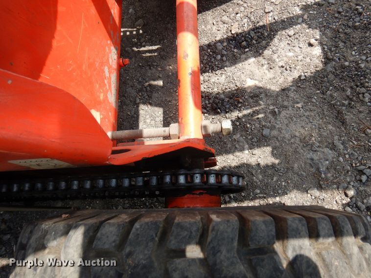 image for item AF9669 2002 Thomas 25G  compact utility loader