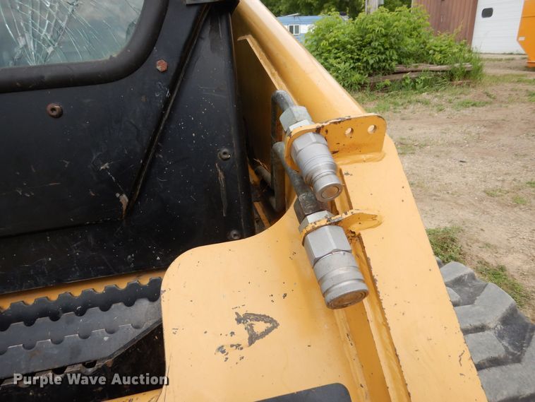 image for item AF9672 2001 Caterpillar 236  skid steer loader