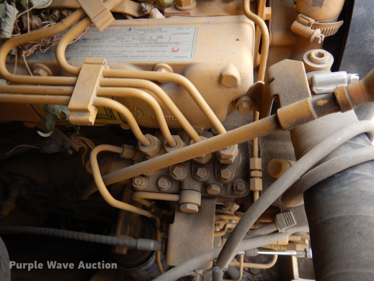 image for item AF9672 2001 Caterpillar 236  skid steer loader