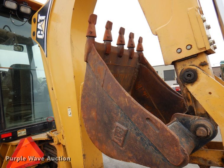 image for item AF9673 2003 Caterpillar 420D  backhoe