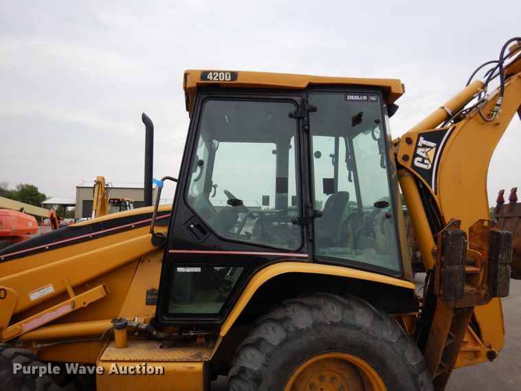 image for item AF9673 2003 Caterpillar 420D  backhoe