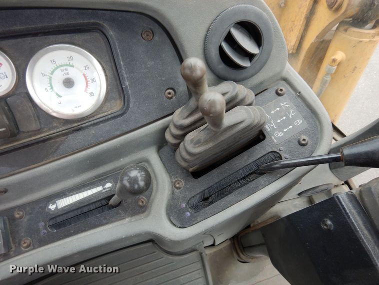 image for item AF9673 2003 Caterpillar 420D  backhoe