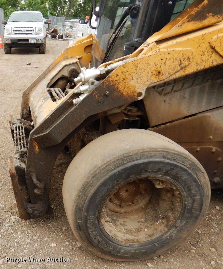 image for item AF9675 2016 Caterpillar 246D  skid steer loader