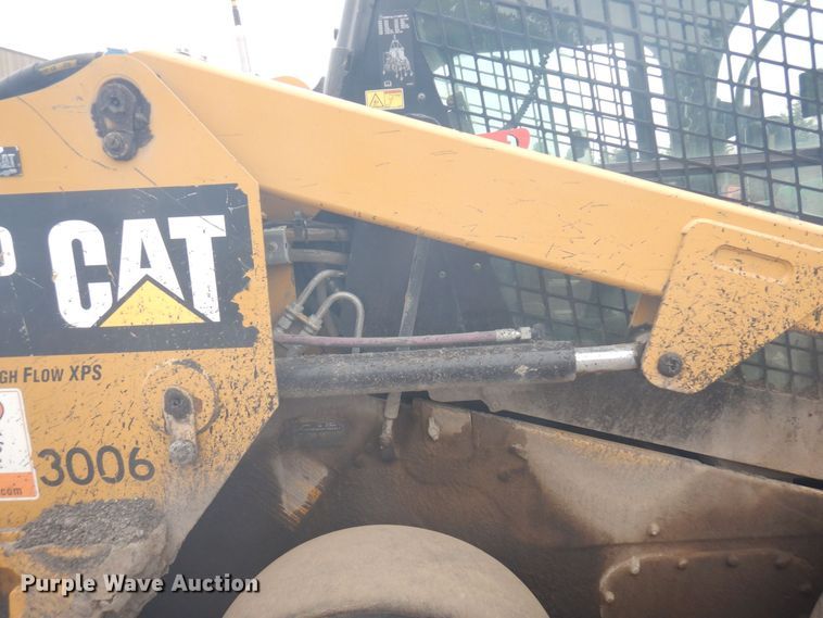 image for item AF9675 2016 Caterpillar 246D  skid steer loader
