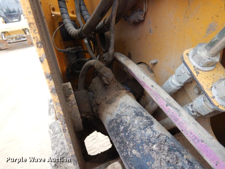 image for item AF9675 2016 Caterpillar 246D  skid steer loader