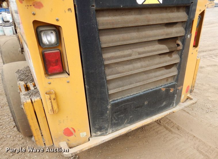 image for item AF9675 2016 Caterpillar 246D  skid steer loader