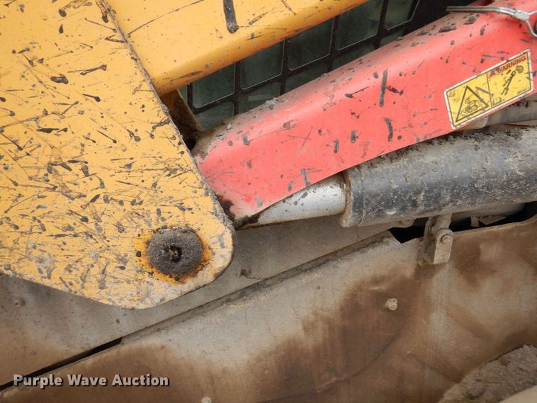 image for item AF9675 2016 Caterpillar 246D  skid steer loader