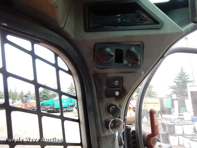 image for item AF9675 2016 Caterpillar 246D  skid steer loader