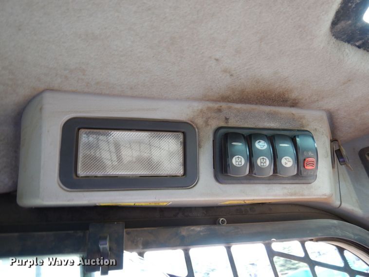 image for item AF9675 2016 Caterpillar 246D  skid steer loader