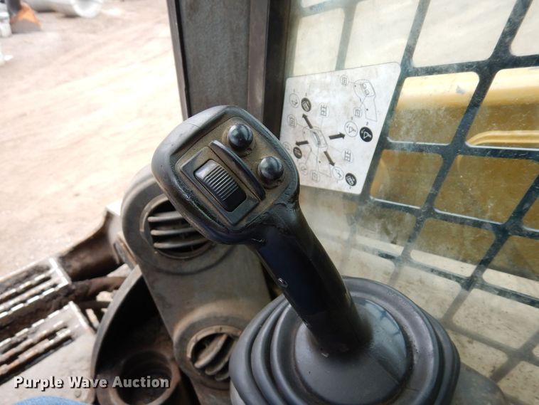 image for item AF9675 2016 Caterpillar 246D  skid steer loader