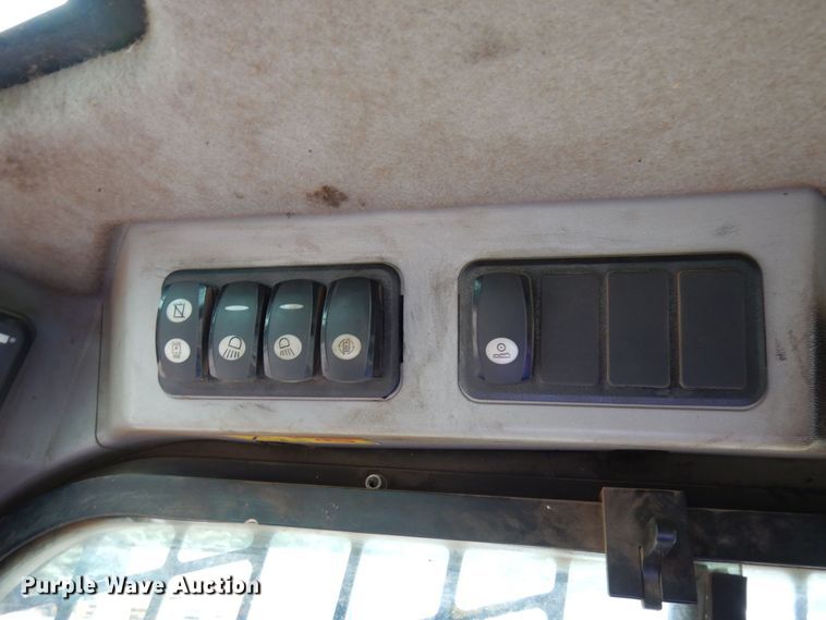 image for item AF9675 2016 Caterpillar 246D  skid steer loader